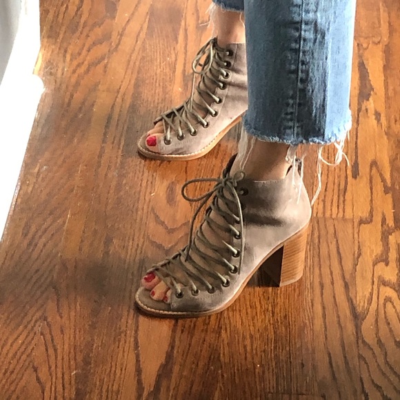 Jeffrey Campbell suede Cors size 5 sandals lace - Picture 2 of 8